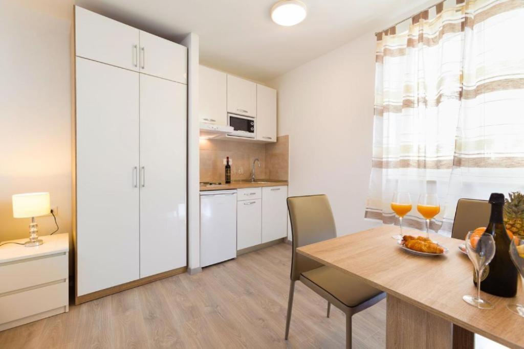 Apartments & Room Rollex Split Dış mekan fotoğraf